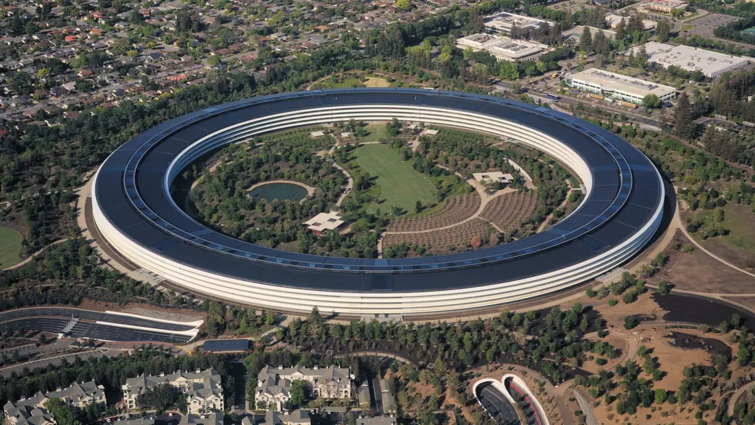 Gründung von Apple Inc.
