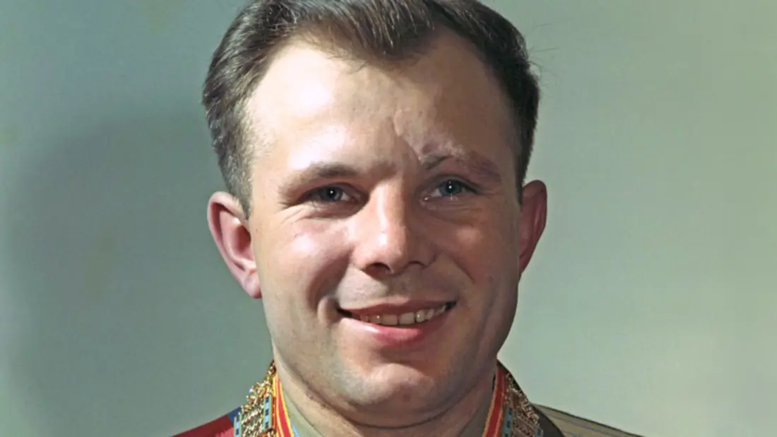 Juri Gagarin wird zum ersten Menschen im Weltraum
