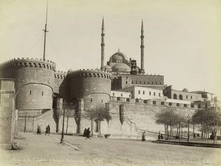 Moartea lui Ibn Taymiyyah, lăsând o moștenire controversată în gândirea islamică — Hama, Mamluk Sultanate (now Syria)
