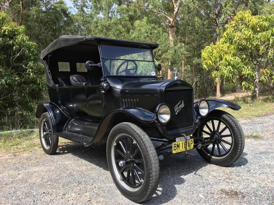 Ford dévoile la première Model T — Detroit, Michigan, USA