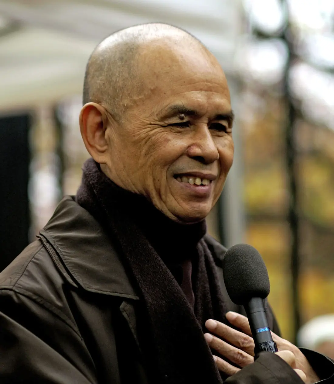 Naissance de Thích Nhất Hạnh, futur porte-parole bouddhiste de la paix mondiale — Thừa Thiên–Huế Province, Vietnam