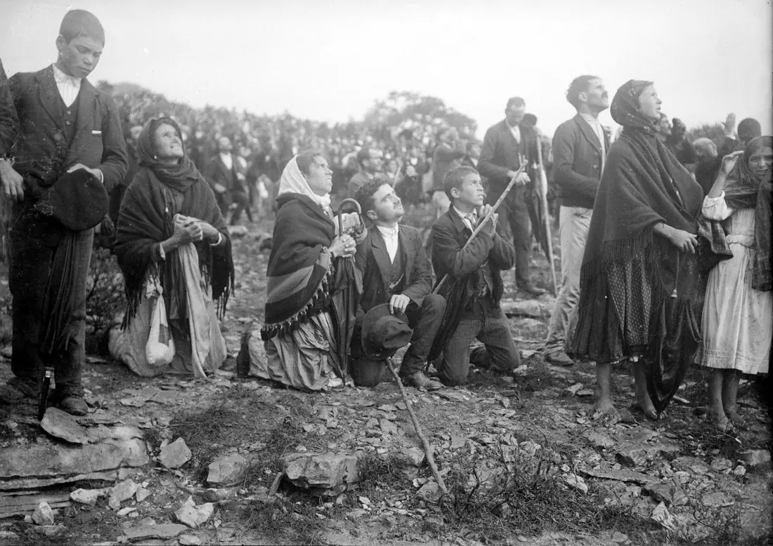 Miracle of the Sun Over Fatima Captivates Millions — Fátima, Portugal