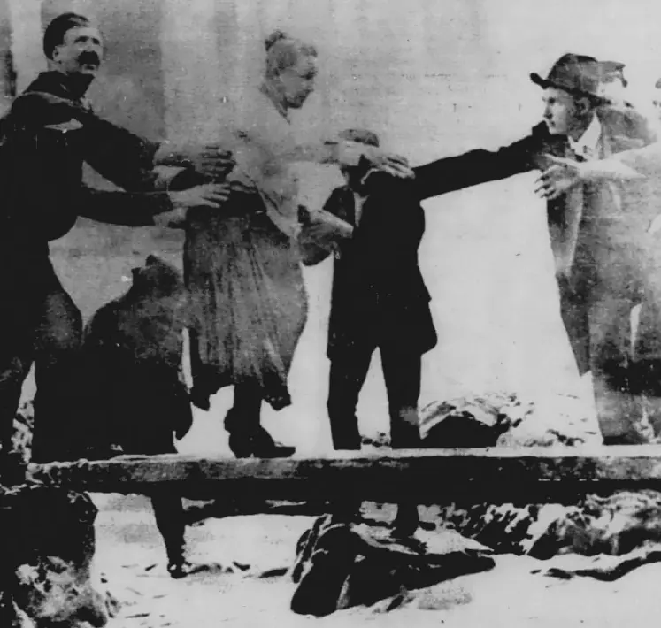 Annie Edson Taylor Survives Niagara Falls in a Barrel — Niagara Falls, USA